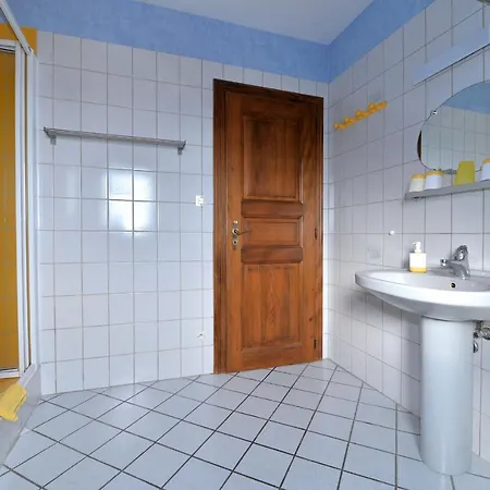 S'harzala Jaune アパート