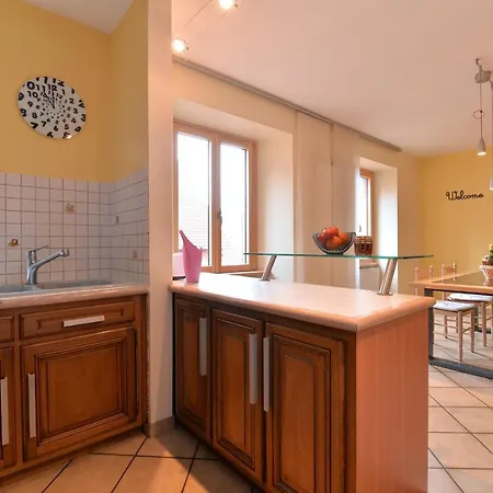 Apartment S'harzala Jaune