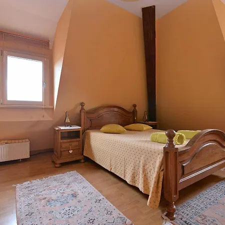 アパート S'harzala Jaune ベルクハイム