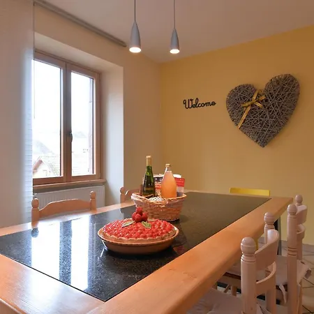 Apartment S'harzala Jaune *